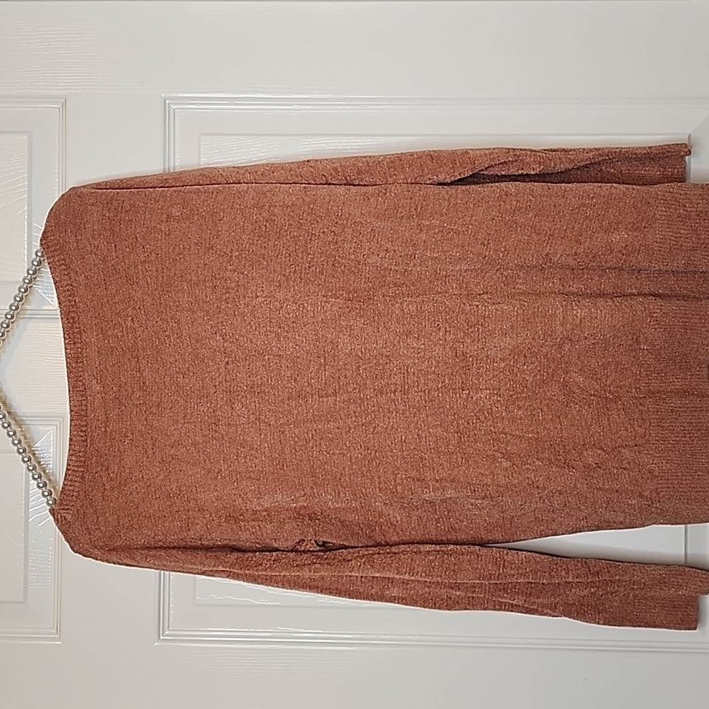 Barefot Dreams Salmon Pink Knit Texture Longsleeve Boat Neck Relaxed Fit Sweater - Picture 2 of 9